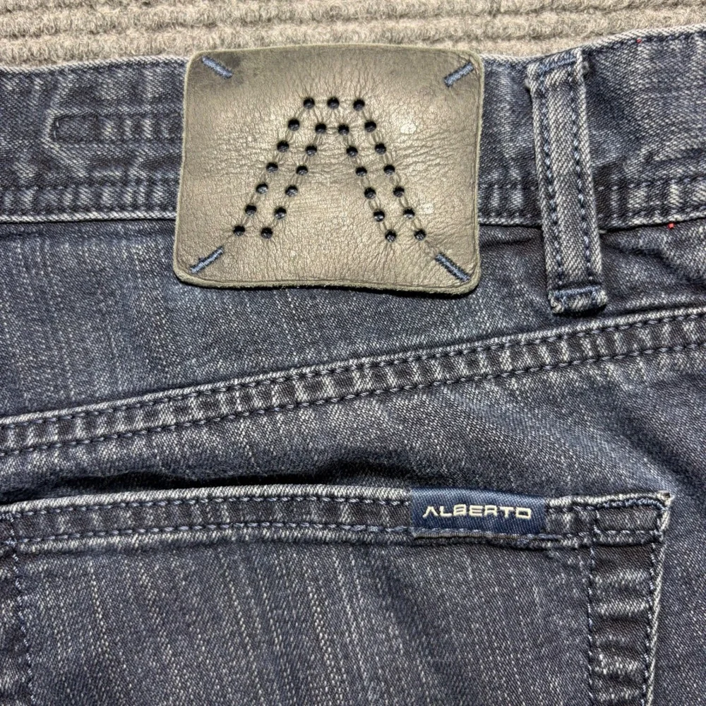 Alberto Modern Fit T400 Denim Jeans Mens 34x34 Dark Wash Straight Leg Blue 8237